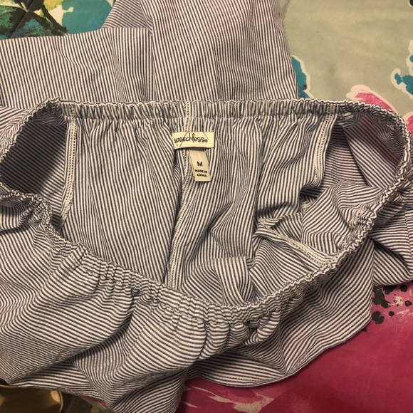 Speechless Top.      7/2020 - Picture 4 of 5